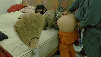 Beautifull Pakistani Maid Very first Time Ass fucking Intercourse