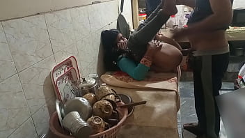 Desi Indian stepsister has stiff fuckfest in kitchen, Bhai ne bahan ki kitchen me jabardasti chudai ki, Clear hindi audio