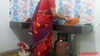 Desi Bengali desi Village Indian Bhabi Kitchen Fuck-a-thon In Crimson Saree ( Official Movie By Localsex31)