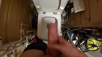 Masturbating off in a rest room