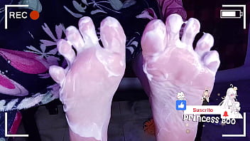 ⋆ Shoeless foot teasey JOI ⋆